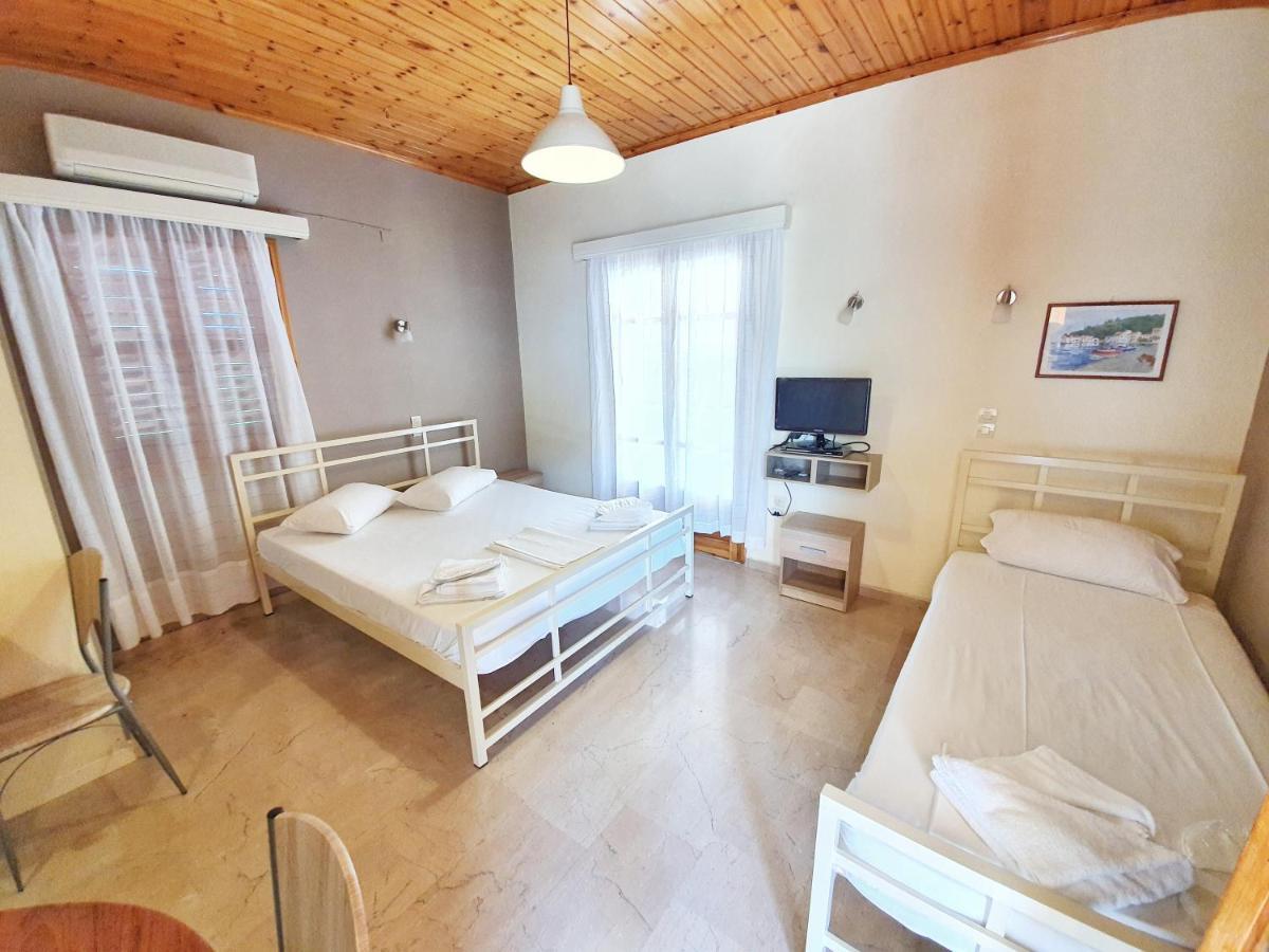 Alexaria Holidays Apartments Frinion ภายนอก รูปภาพ