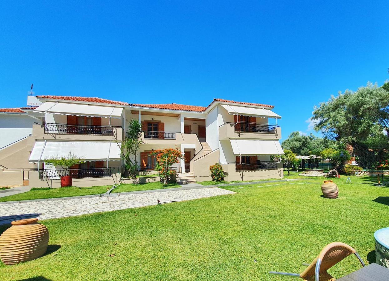 Alexaria Holidays Apartments Frinion ภายนอก รูปภาพ