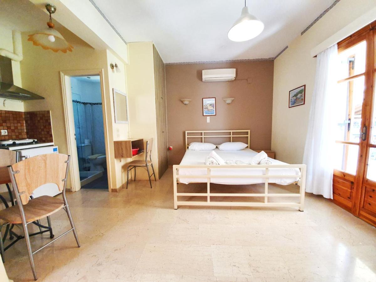 Alexaria Holidays Apartments Frinion ภายนอก รูปภาพ