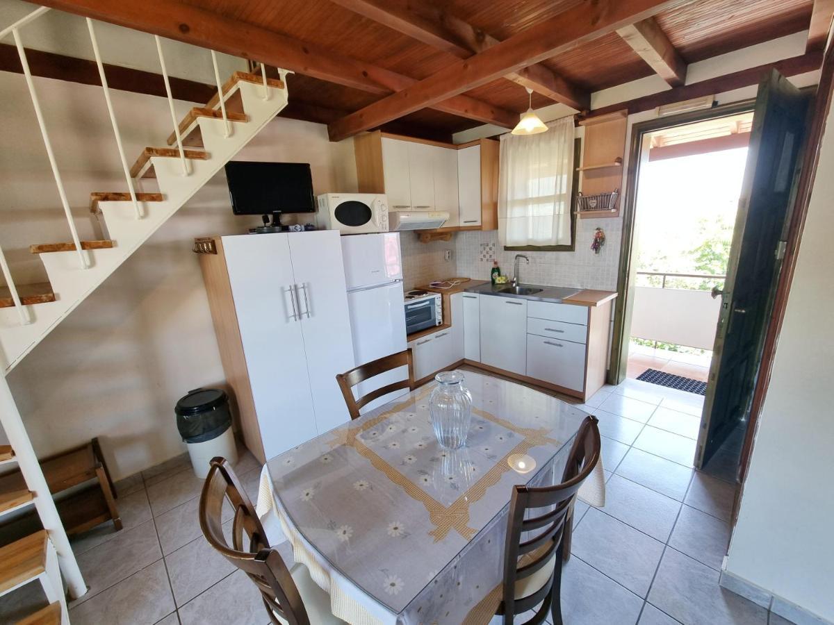Alexaria Holidays Apartments Frinion ภายนอก รูปภาพ