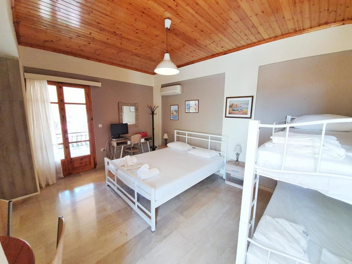 Alexaria Holidays Apartments Frinion ภายนอก รูปภาพ