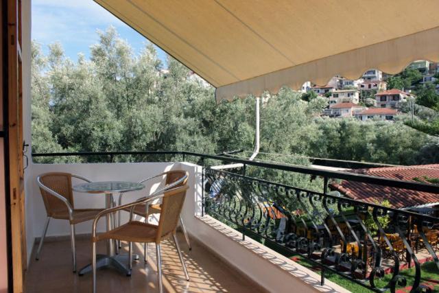 Alexaria Holidays Apartments Frinion ภายนอก รูปภาพ