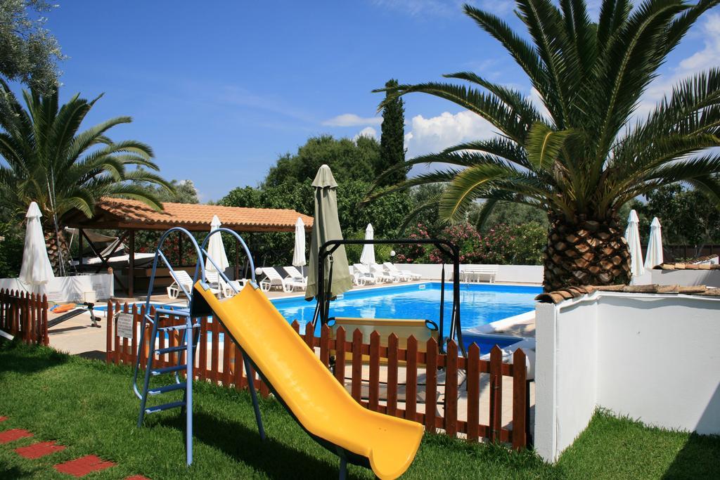 Alexaria Holidays Apartments Frinion ภายนอก รูปภาพ